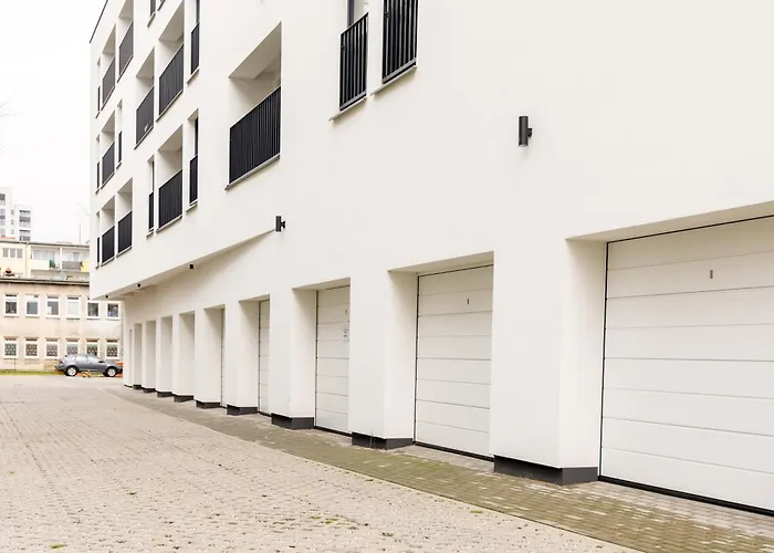 Rest Best Apartments - Jezyce, Szamarzewskiego - Prywatny Garaz, Self Check In 24H