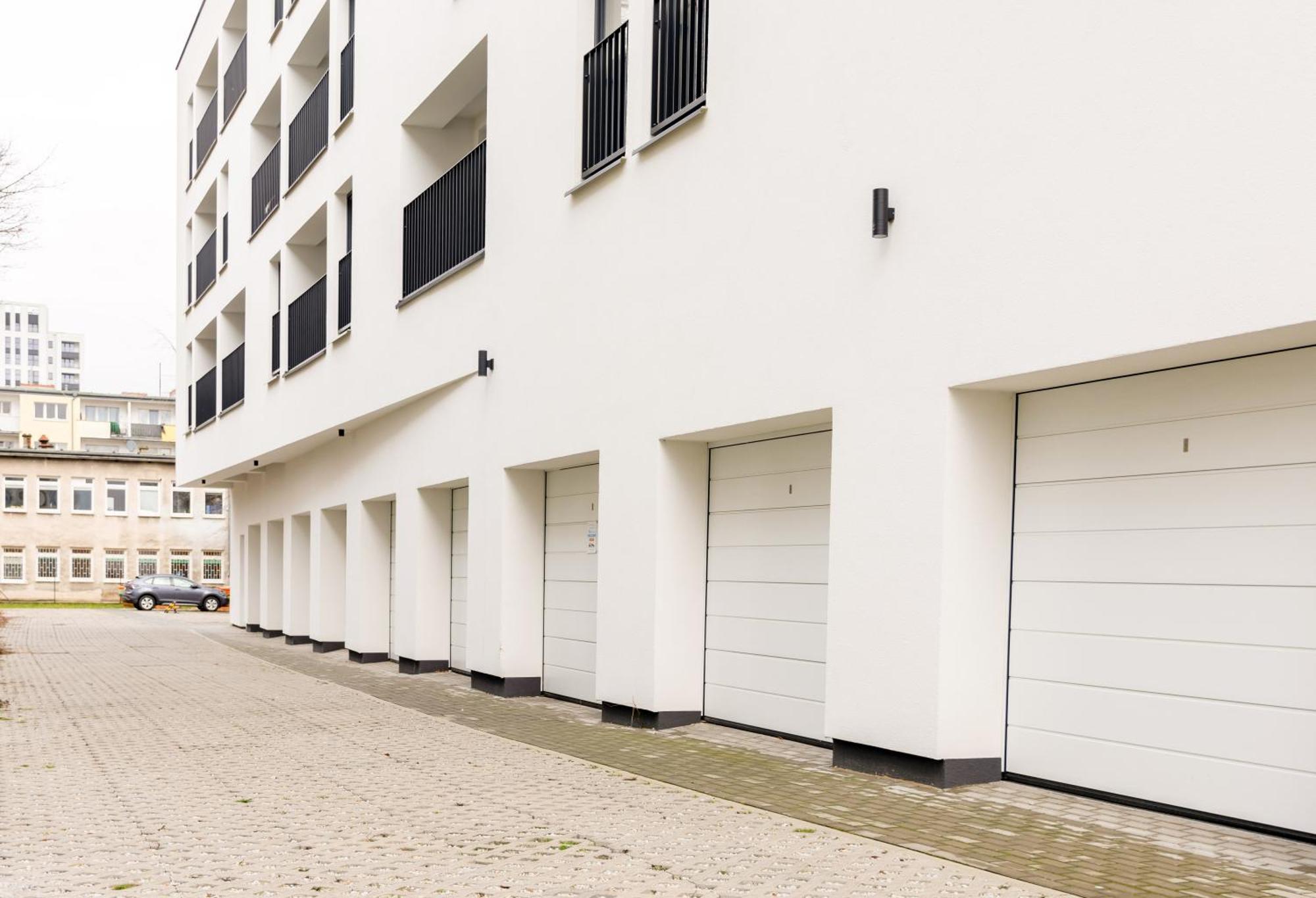 Apartament Rest - Jezyce, Szamarzewskiego - Prywatny Garaz, Self Check In 24h Poznań